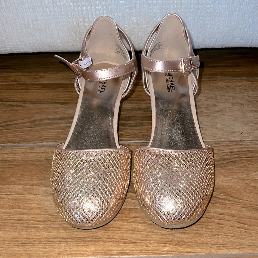 ✨✨Brand New in Box✨✨✨Girl’s Michael Kors Rose Gold Heels